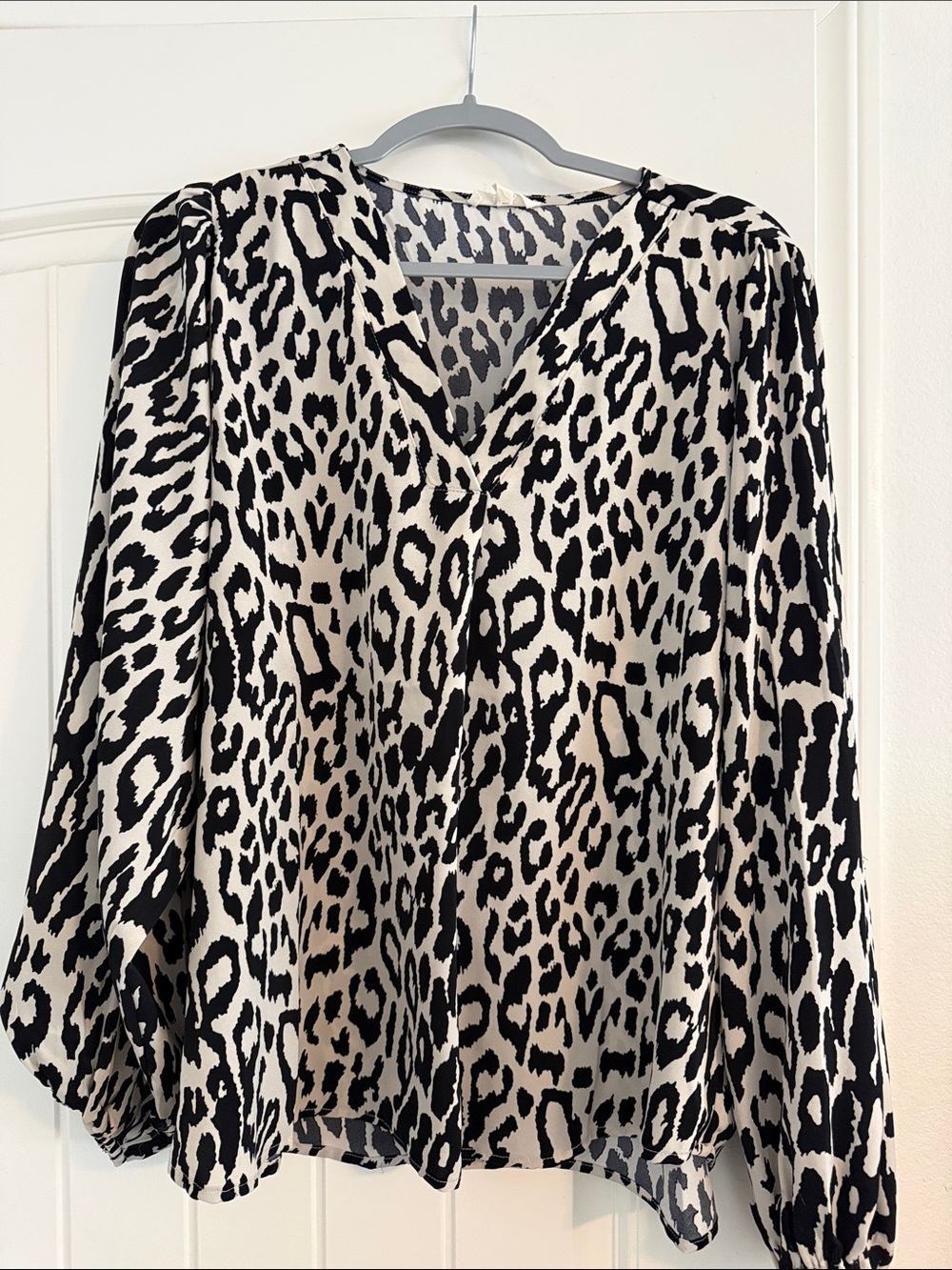 Womens Leopard Print V-Neck Blouse - Black & Cream